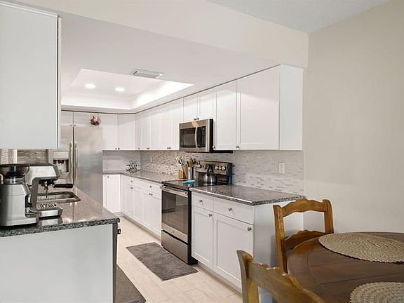 4th image of 1166 6th Ave APT B5