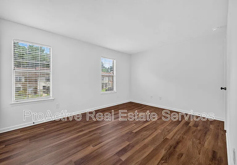 1031 Still Harbor Cir — Photo 13