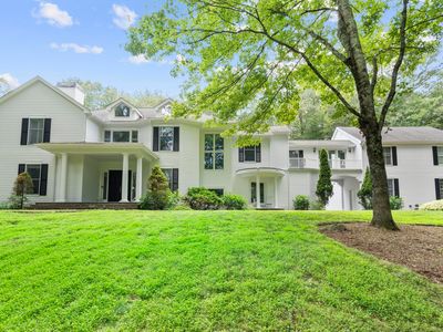 101 Brambley Hedge Circle, Fairfield, CT, 06824