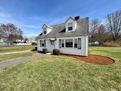 93 Alandale Pkwy, Norwood, MA, 02062