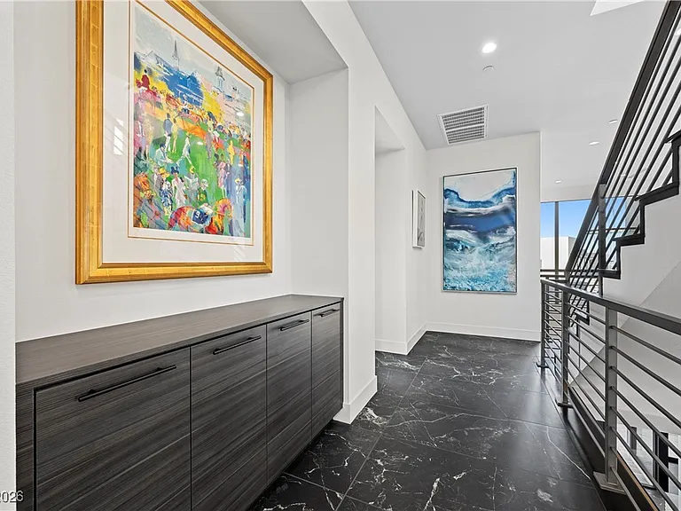 577 Overlook Rim Dr — Photo 23