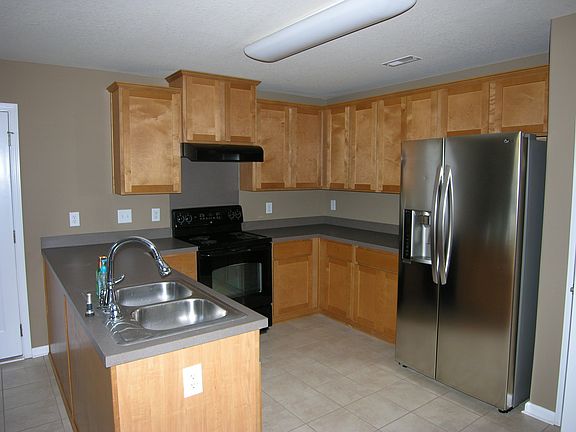 3rd image of 5247 Harmon Pl