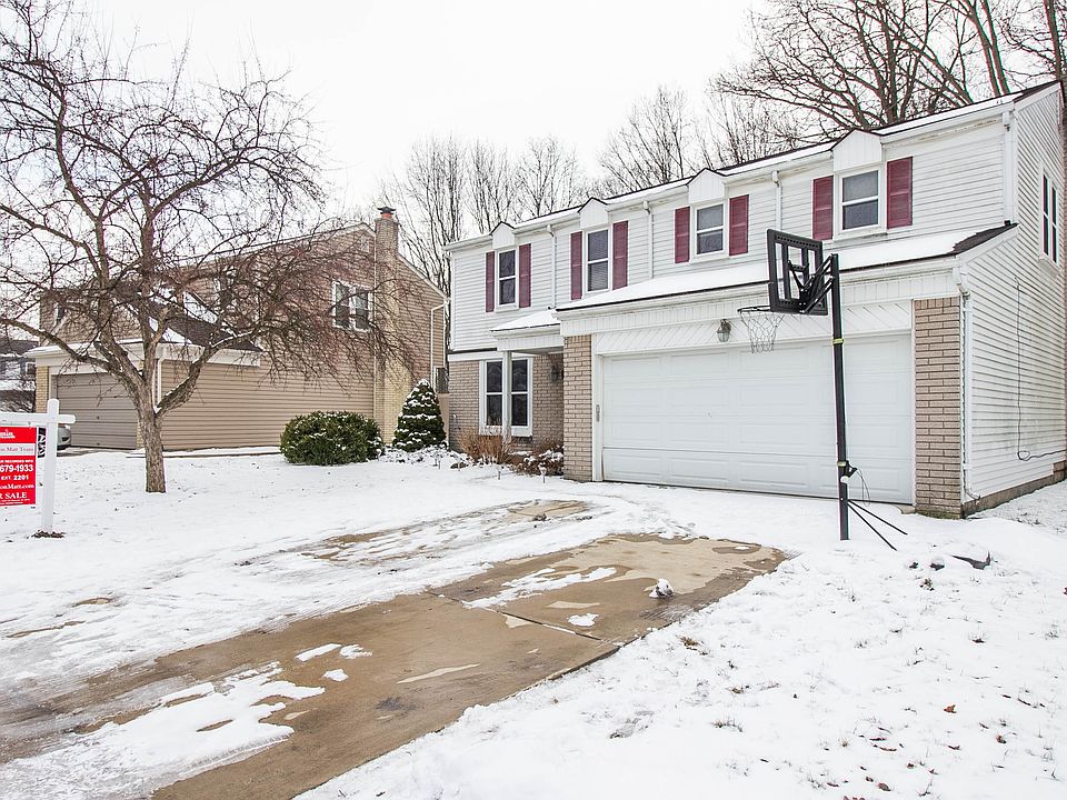 2nd image of 43017 Lancelot Dr