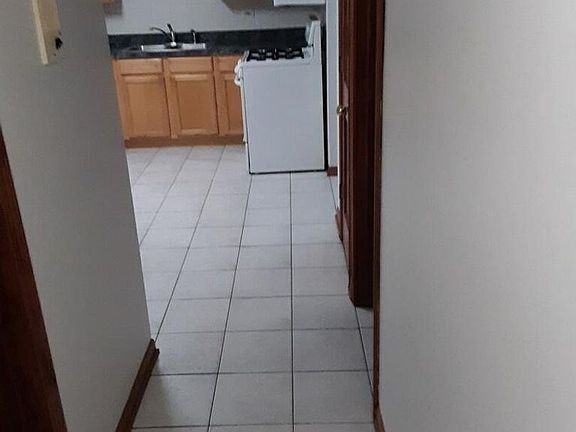 5th image of 8510 W Catalpa Ave Unit G