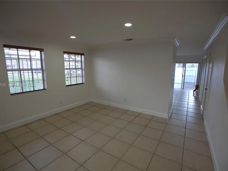 6475 SW 129th Ave — Photo 8