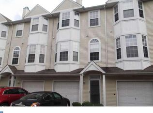 6704 Riverfront Dr, Palmyra, NJ 08065