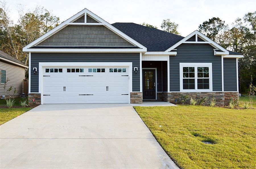1st image of 111 Orchard Park Dr