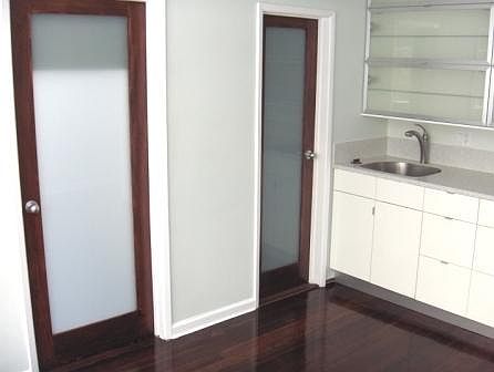 4th image of 29 Breeze Ave #4