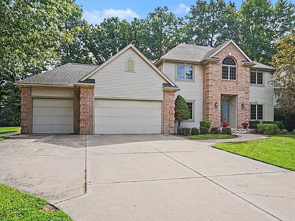 4th image of 6006 Oak Hollow Ct