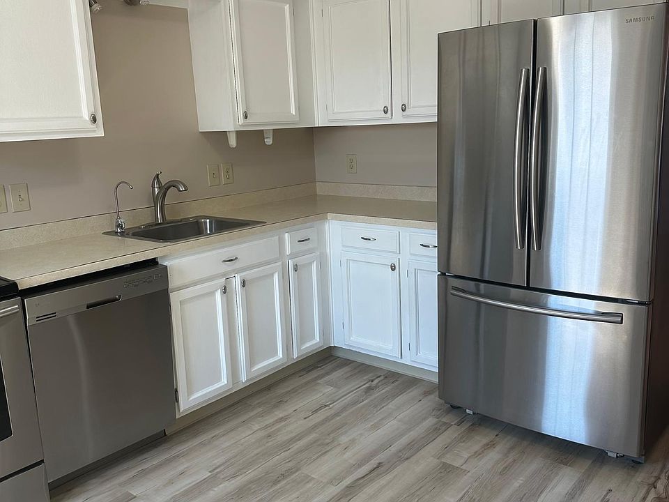 1st image of 807 Old Silver Spring Rd