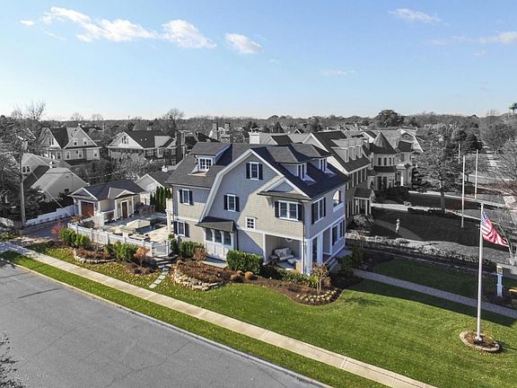 2nd image of 200 Baltimore Blvd