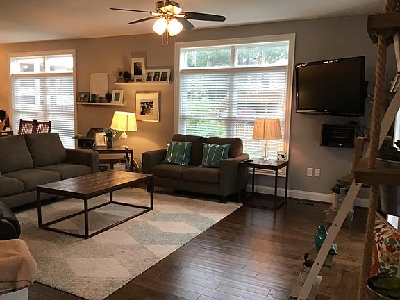 Spacious Living Room Walks Out to Deck