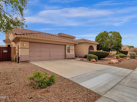 2nd image of 1372 W LONGHORN Drive