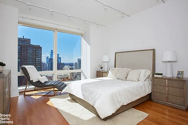 Rented by Brown Harris Stevens | media 36