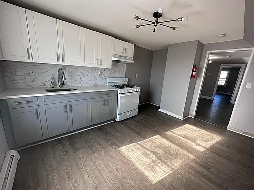 952 Lafayette St #6C Photo 1