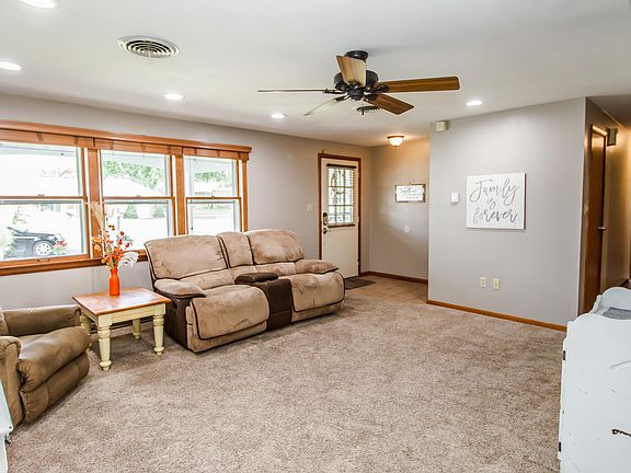 2nd image of 1035 Donald Dr