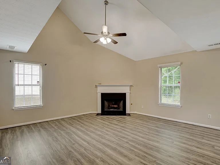 1118 Quail Hunt Dr — Photo 10