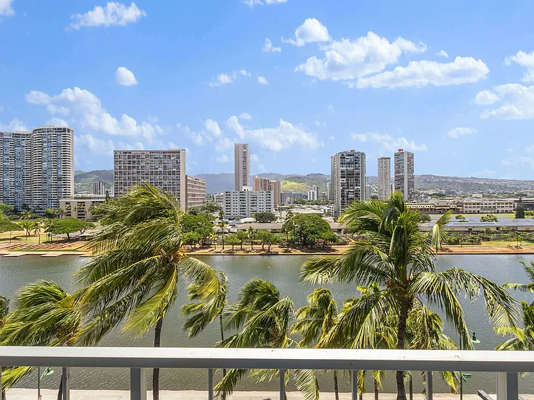 2115 Ala Wai Blvd #804 — Photo 21