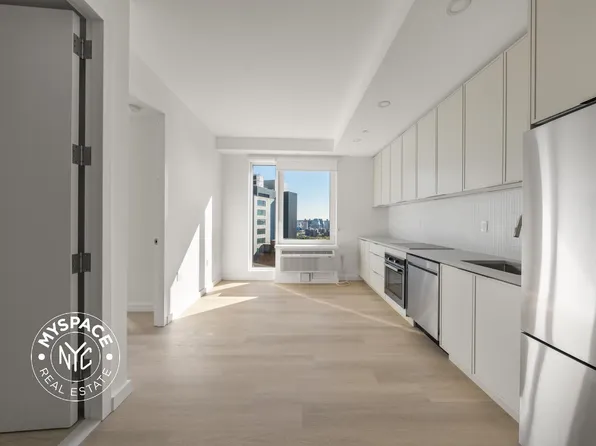 150 Lawrence Street image 5 of 32