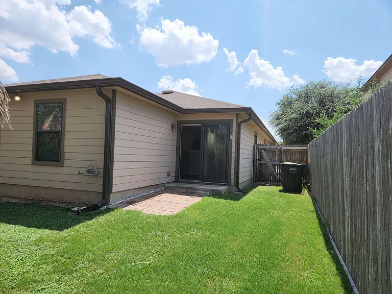 5709 Ping Way — Photo 15