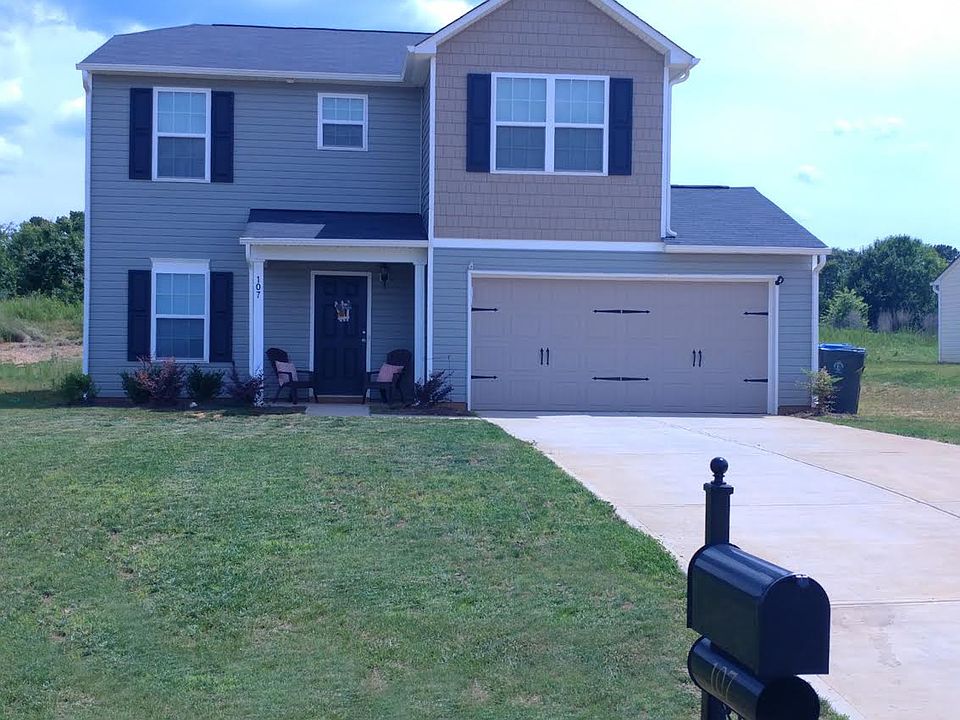 1st image of 107 Ann St