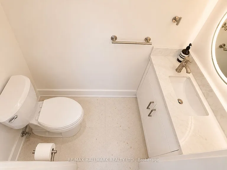 72 Jones Ave #L — Photo 24