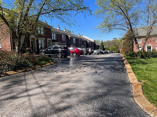 1st image of 3341 Golf Club Ln
