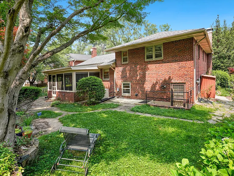 8504 Sundale Dr — Photo 29