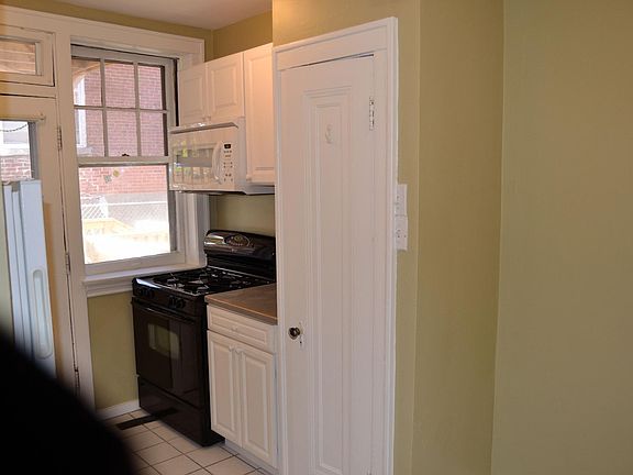 4th image of 7076 Mitchell Ave APT D