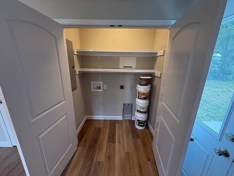 407 S Main St — Photo 19