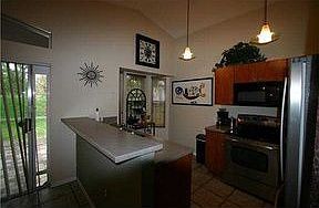 5th image of 4907 NW 55th Blvd