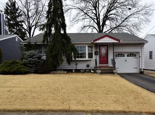 53 Hilltop Ct, Clifton, NJ 07012