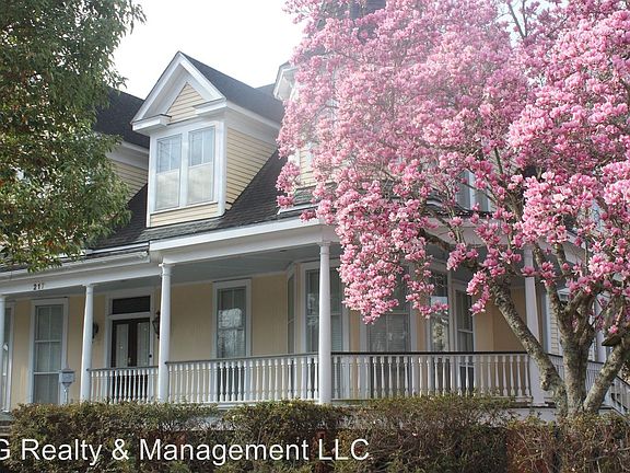 2nd image of 217 W University Ave