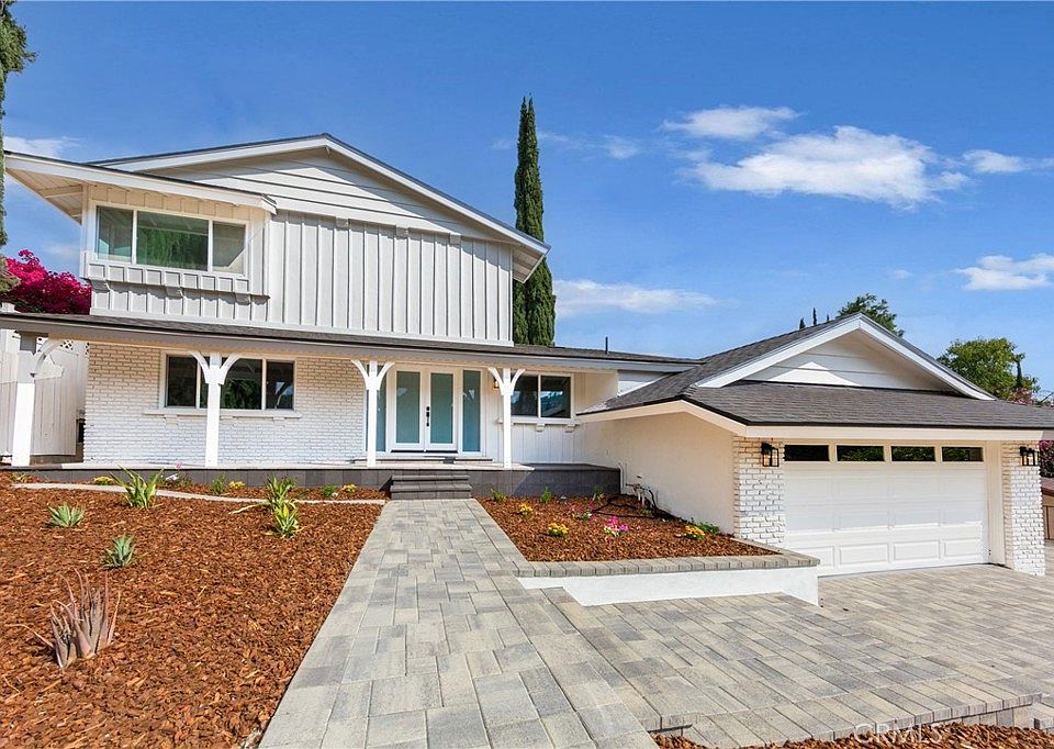 1st image of 22231 Del Valle St