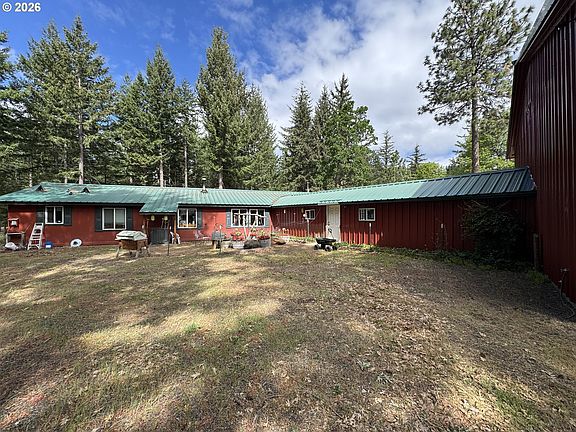 4th image of 562 England Rd