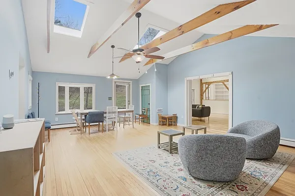180 Yerry Hill Rd — Photo 1