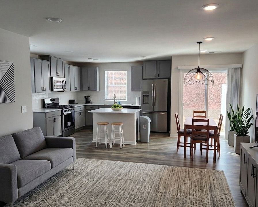 Common Area (Kitchen & Living Room)