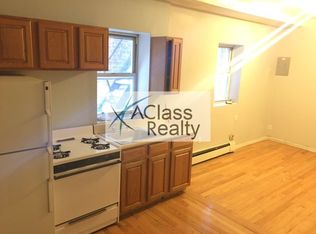 30-61 Steinway St #2F, Queens, NY 11103
