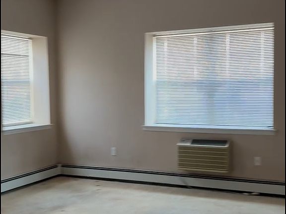 3rd image of 221 Beach 80th St #4