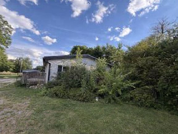 3rd image of 8163 E Monroe Rd