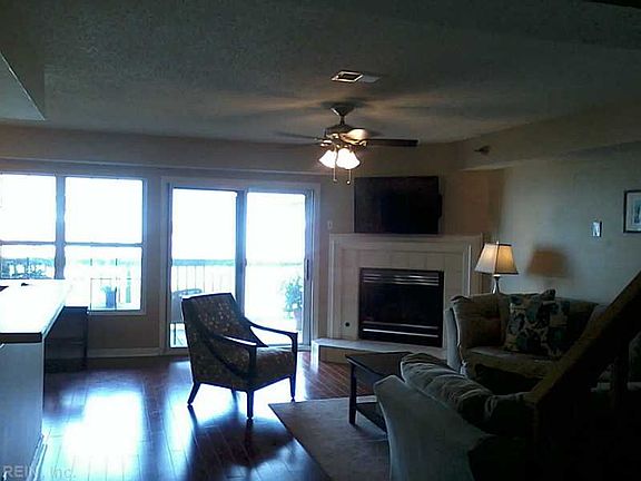 4th image of 9535 Bay Front Dr