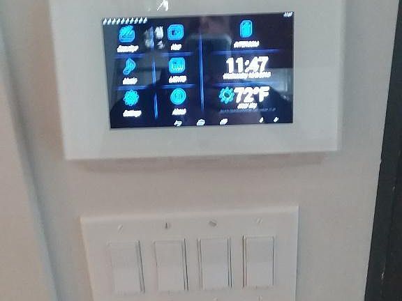 3rd image of 133 E 97th St #13