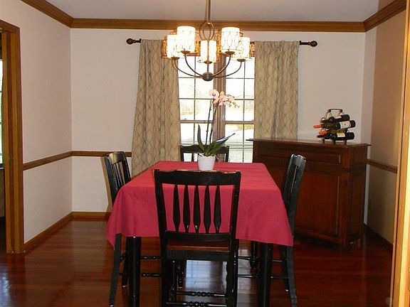 4th image of 9909 N Bay Pl