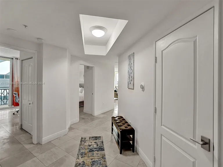 17555 Atlantic Blvd #1101 — Photo 41