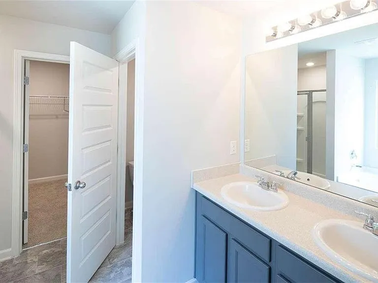 1494 Townsend Ct — Photo 10