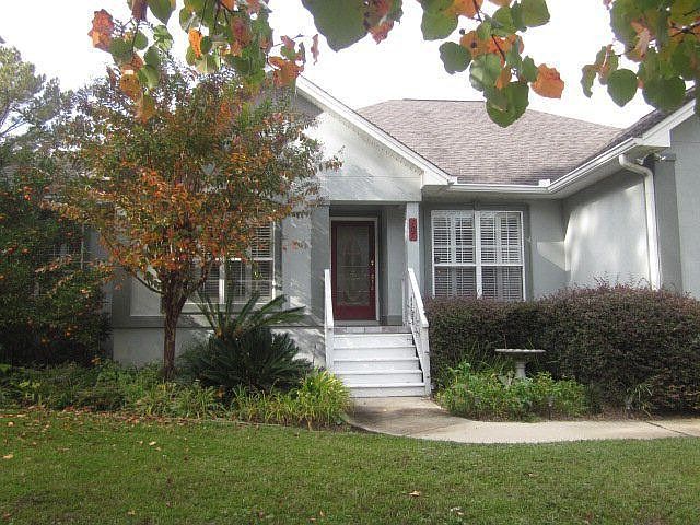1st image of 107 Marsh Oak Dr