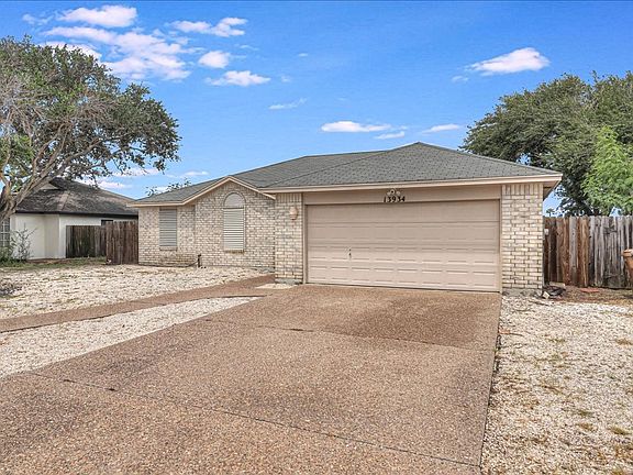 3rd image of 13934 Windjammer Dr