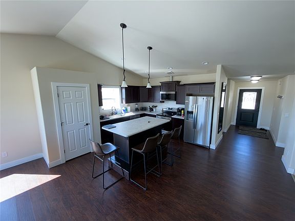 3rd image of 2033 Gayle Dr
