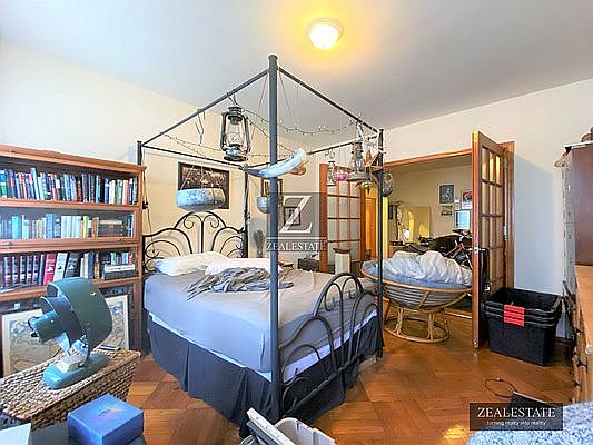 1st image of 1521 11th Ave APT 1