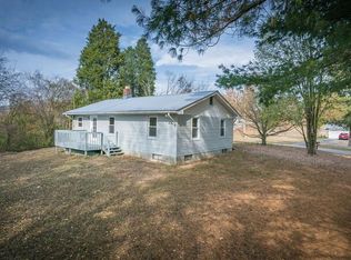 417 Mount Lebanon Rd, Maryville, TN 37804